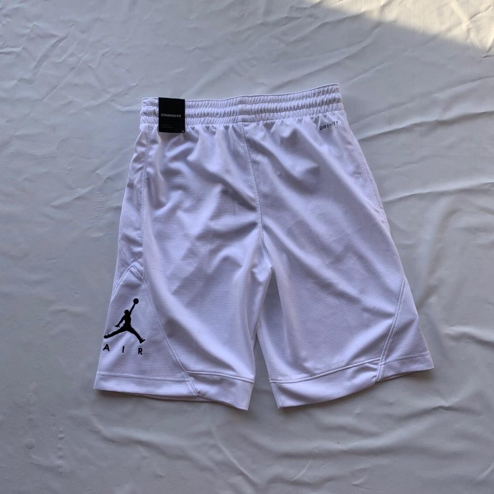 Jordan white short BV5264-100
